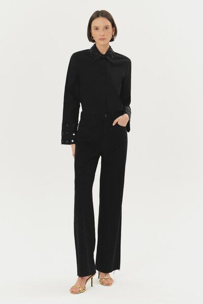 Exquise Pul Detaylı Ve Kolları Çiçek İşlemeli Pamuk Regular Siyah Gömlek