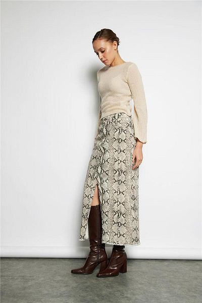 Avrile Black Snake Print Women's Skirt with Slits