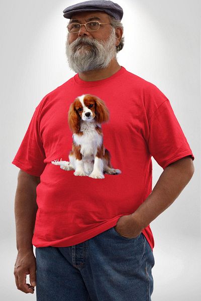 Angemiel تي شيرت أساسي مقاس كبير للجنسين باللون الأحمر من Cavalier King Charles Spaniel - مطبوع من الأمام