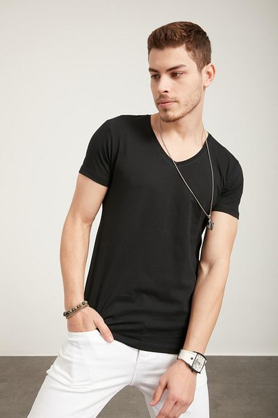 TENA MODA Men's Black V-Neck Basic T-Shirt