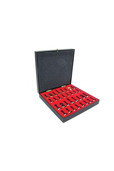 peanelife Decorative Gift Chess Set - Boxed