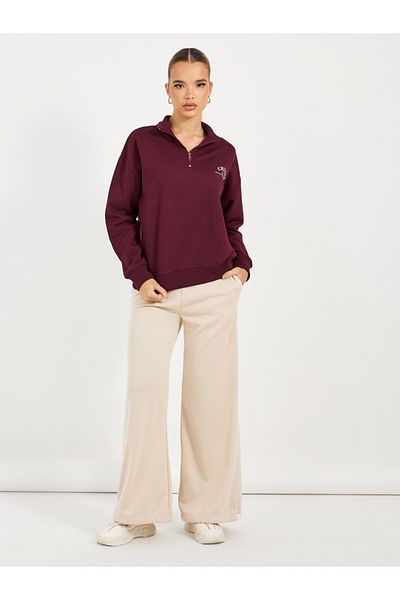 Styli Regular Fit Regular Length Half Zip Slogan Sweatshirt