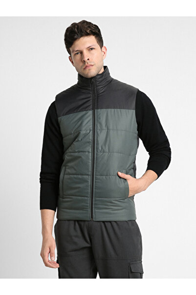 Dennis Lingo By Styli Mock Neck Regular Fit Color Block Gilet Jacket