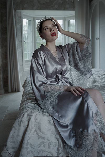 Mita Concept Gray Satin Billets Sleeve French Lace Kimono