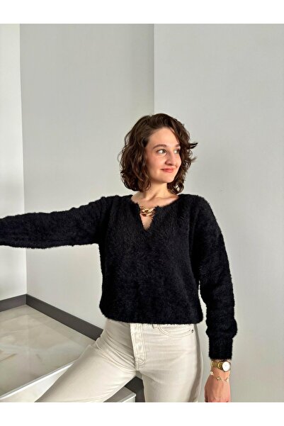 Butik Pulover Yumoş Tricotaj cu guler cu lanţ