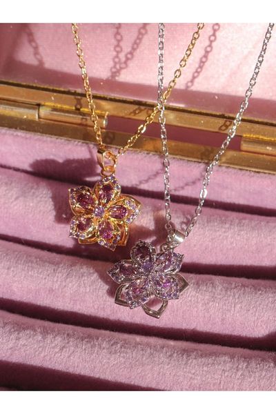 Reorah Collection Rapunzel Flower Fidget Steel Necklace