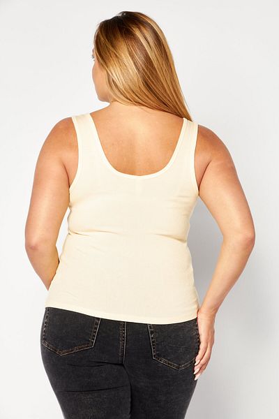 Gentle Fawn Women Horseshoe Neckline Sleeveless Ribbed Crop Top, Yellow
