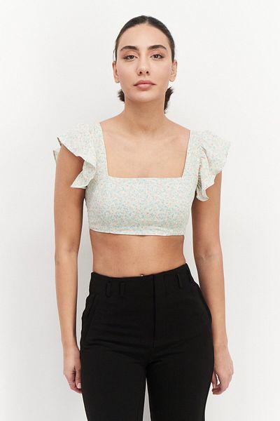 Collective The Label Women Petite Square Neck Flutter Sleeve Floral Print Crop Top, Sage Green