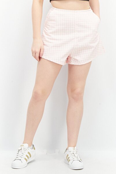 Asos Design شورت جينز بنقشة مربعات للنساء، وردي