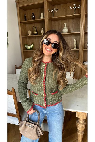 Askı Nişantaşı Khaki Gold Button Detailed Hair Braided Cardigan
