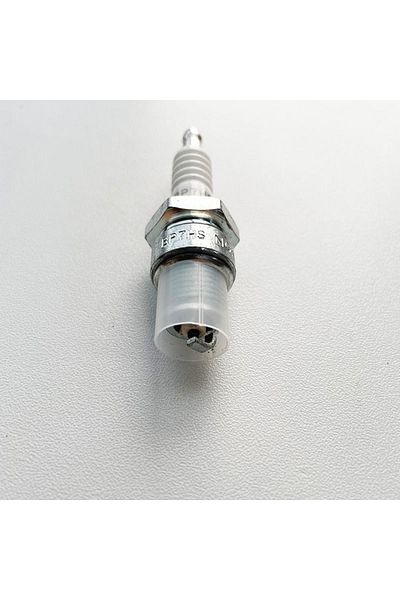 Choice BP7HS  Spark Plug For Yamaha 2 Stroke Boat Outboard Engine Motor