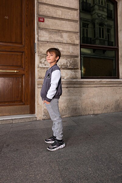 for you kids Ένα κεντημένο Anthracite Bomber College Jacket