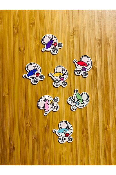 Kartopu Decorative Painted Phaeton Wood Button 29 X 26 Mm. 7 Pack. Mix.