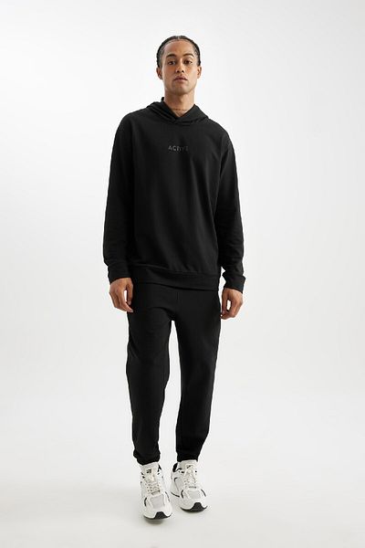 DeFacto Sport-Jogginghose – Standard-Passform, elastische Taille und Taschen D6830ax24au