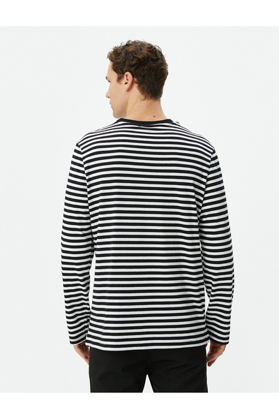 Koton Siyah Çizgili Erkek Sweatshirt 4WPM70001HK