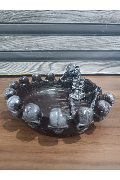 HUNATASARIM Decorative 2-Piece Skull Ashtray (Diameter; 12 cm)