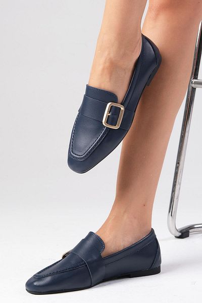 Mio Gusto Navy Blue Martina Genuine Leather Blunt Toe Women's Loafer