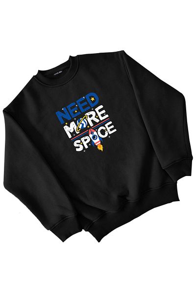 Vtklmn Vatkalimon Kids Черен суитшърт с щампа „Need More Space“ за момичета и момчета