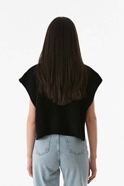 Fulla Moda Half Zippered Stand Collar Knitwear Sweater