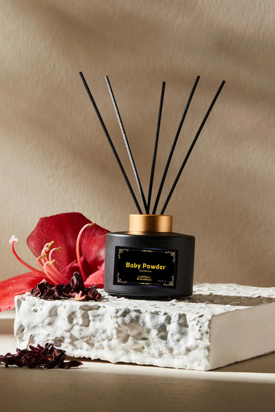 LeafFlora AromaHome Bebek Pudrası - Çubuklu Oda Kokusu 150 ML - 60 Gün Etkili
