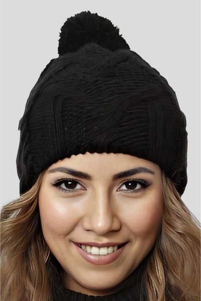 Uniquetrenders Women's Winter Pompom Knitted Beanie