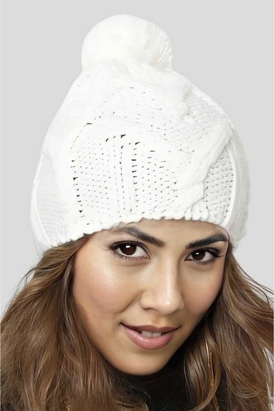 Uniquetrenders Women's Winter Pompom Knitted Beanie