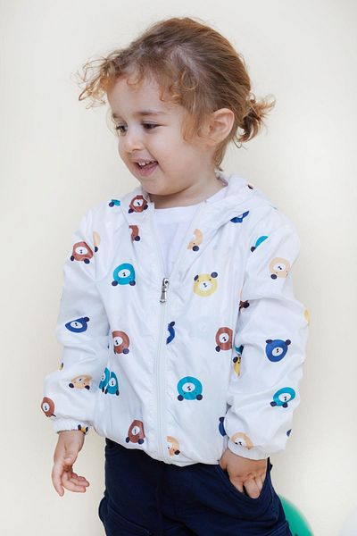 Breeze Girls & Boys Boys' Raincoat with Cute Teddy Bear Pattern, 1-5 Years, White