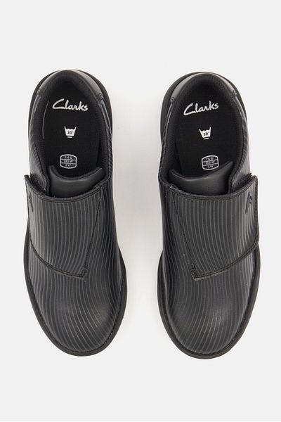 CLARKS Kids Boy Velcro Closure Casual Shoes, Black