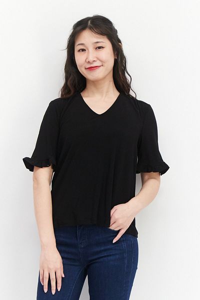 CECE Women V-neck Short Sleeves Plain Top, Black