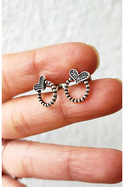 NHOUSE Nail Model Retro Earrings with Heart Detail in Circle