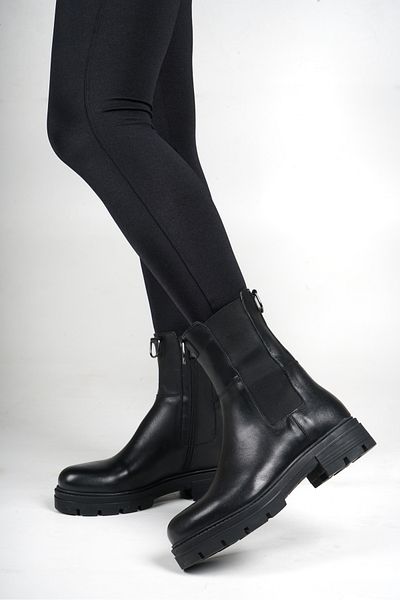 Gusse Women's Black Leather Boots