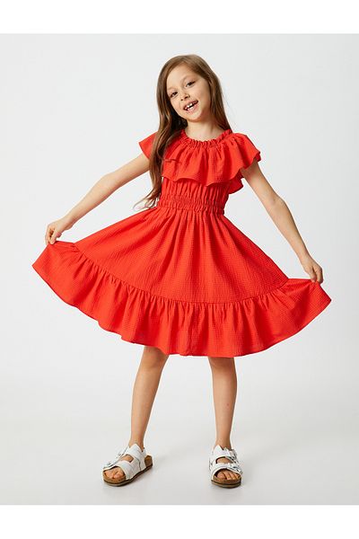 Koton Kleid Midi mit Rüschen, schulterfrei