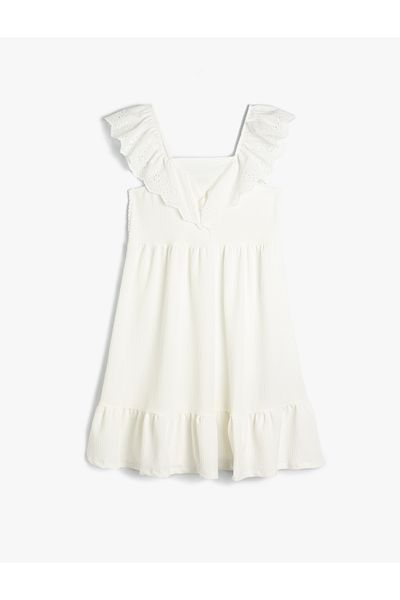 Koton Ärmelloses Kleid – detaillierte Rüschen mit V-Ausschnitt