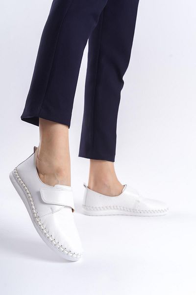 CZ London Pantofi de damă din piele naturală cu cusături cu velcro, cu vârf rotund, cu talpă plată