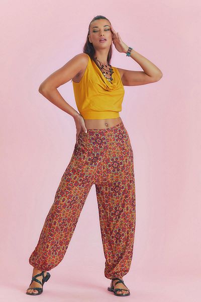 Los banditos Red Patterned Loose Baggy Trousers with Elastic Waist