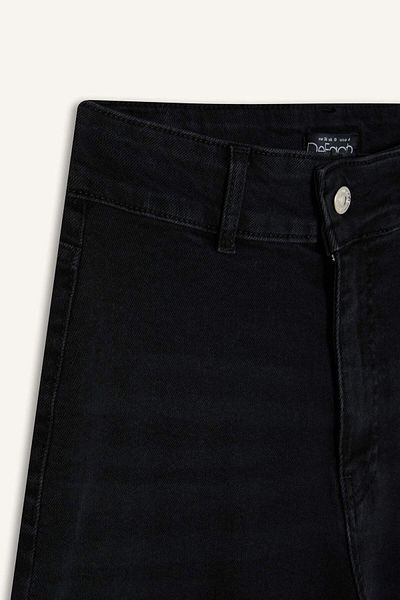 DeFacto Culotte Lange Jeanshose mit hoher Taille E2159ax24wn