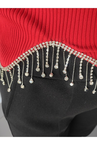 Sublime Butik Kadın Boğazlı Beli Zincir Detaylı Uzun Kollu Crop Bluz