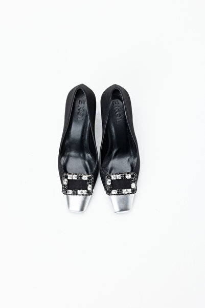 Ekol Roxana Önü Parlak Tokalı Topuklu Ayakkabı