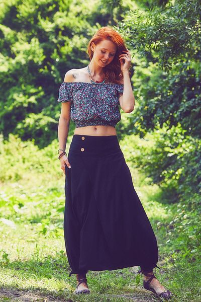 Los banditos Natural Buttoned Women's Baggy Trousers with Pockets