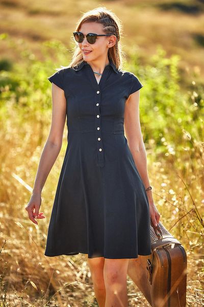 Los banditos Shirt Collar Buttoned Front Short Sleeve Flared Dress