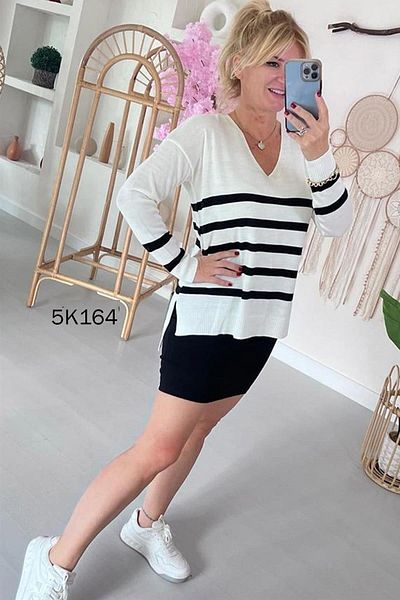 İnce Topuk V-Neck Striped Knitwear Blouse 	 5K164