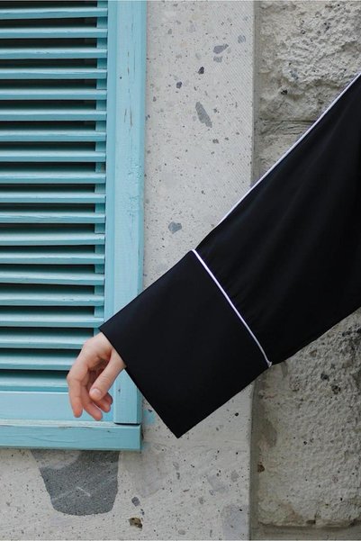 ANDE Bias Abaya - Black