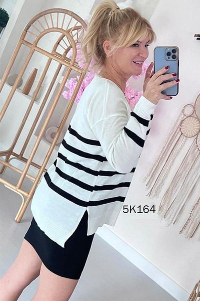 İnce Topuk V-Neck Striped Knitwear Blouse 	 5K164