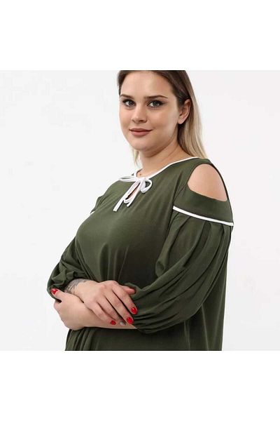 BİrHoşButik Plus Size Full Lycra Pre-Lace Shoulder Open Bol Cut Trend Imported Viscose Fabric V-Neck Suit