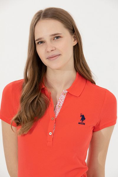 U.S. Polo Assn. Tricou roșu de bază cu gât polo pentru femei 50255457 -VR213