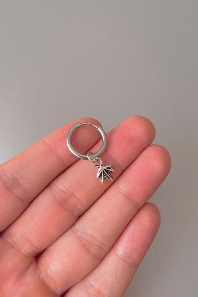 Jaida Moda Unisex Silver Leaf Figured Dangle Steel Hoop Earrings