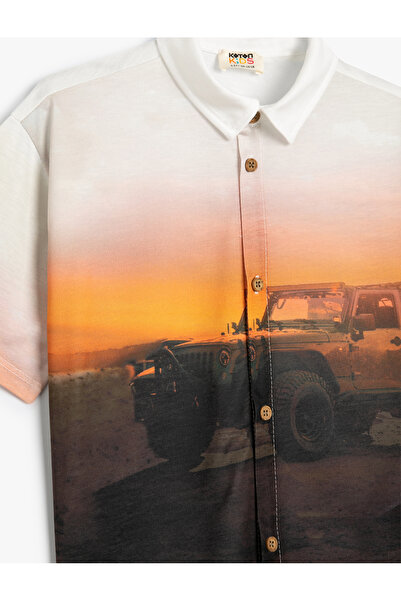 Koton T-Shirt mit Polokragen, kurzärmelig, bedruckt, detailliertes Knopfverschluss