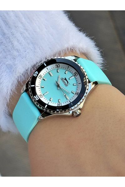 Slazenger Special Design 3 Atm Waterproof Silicone Cord Women Wrist Watch