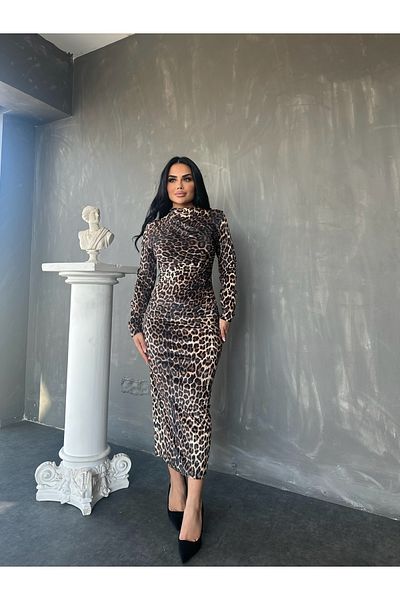 kamacibutik Rochie special concepută cu imprimeu leopard cu gât