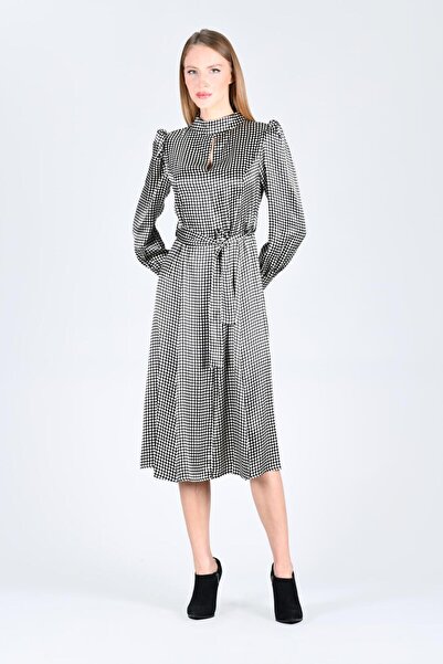 la luce Siyah Puantiyeli Omuz Detaylı Elbise - QE286